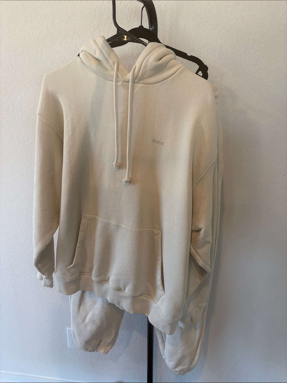 Gymshark Cream Pullover Hoodie